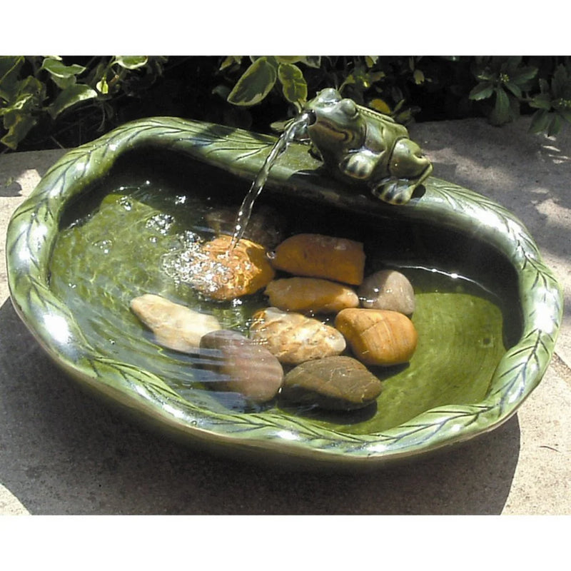 22300R01 Outdoor Solar Powered Ceramic Frog Fountain with Water Pump