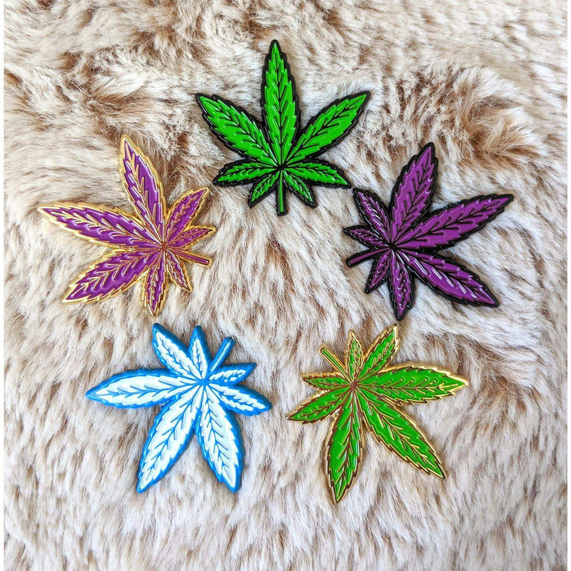 Weed Leaf Pins